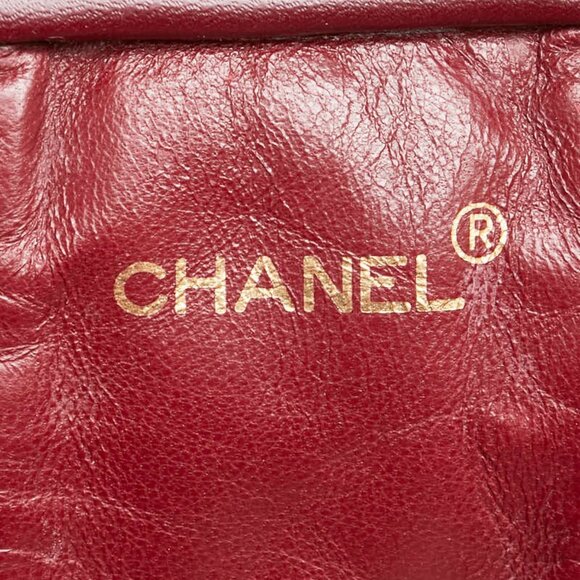 CHANEL Black Lambskin Leather Logo Vanity Bag - Picture 5 of 9